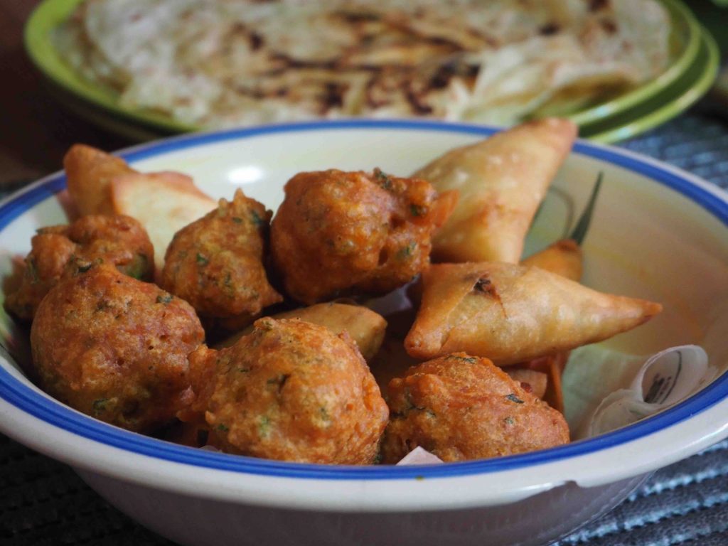 Samosas und Chili Bites