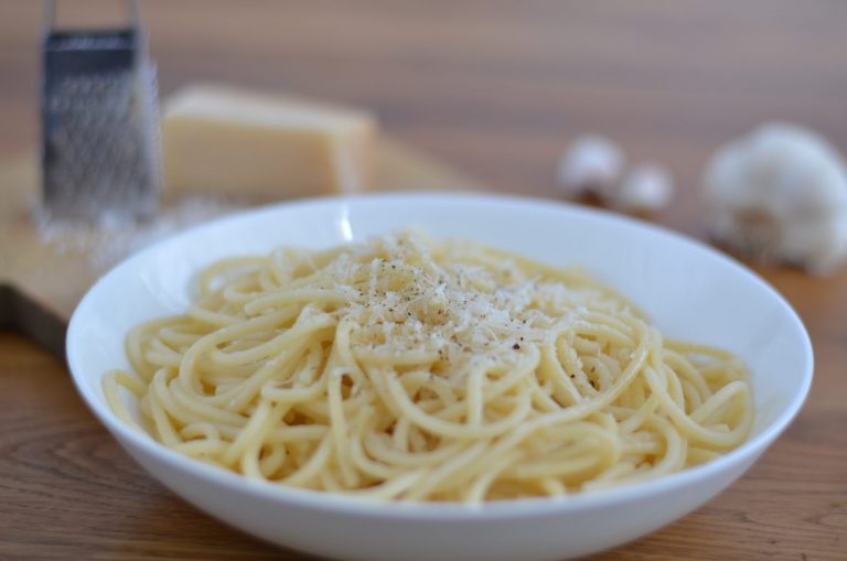 Parmesannudeln
