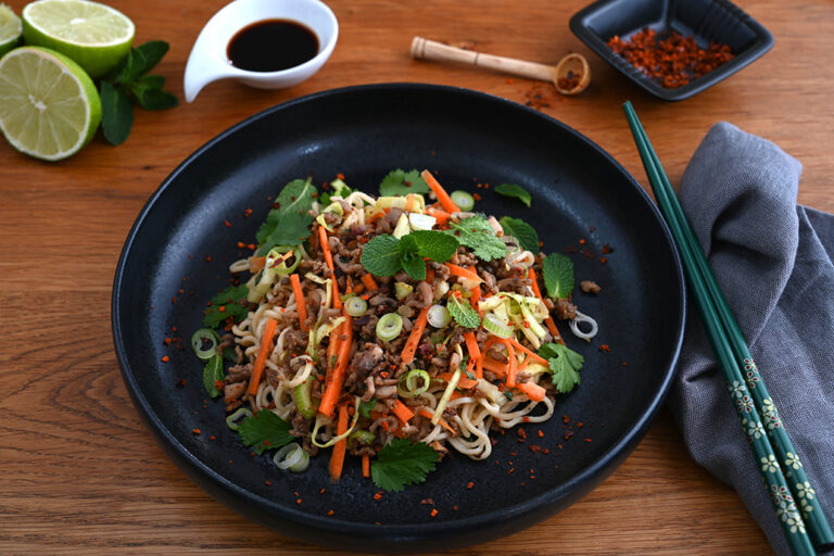 Thailändischer Hackfleischsalat