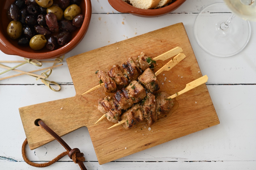 Pinchos Morunos – Spanische Fleischspieße mit aromatischer Marinade