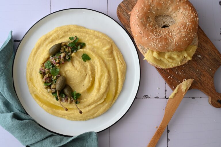 Linsendip mit Oliven-Tapenade