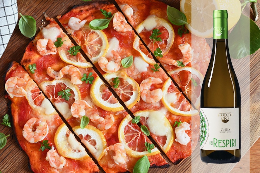 Zitronenpizza mit Knoblauch-Garnelen & Grillo aus Sizilien